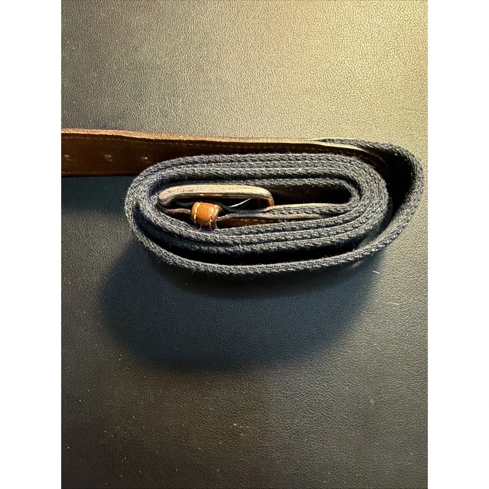 Brooks Brothers Navy Grosgrain And Leather Casual Belt, Size 38!